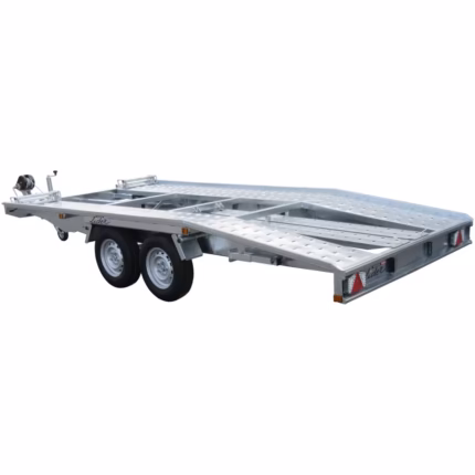 Autotransporter LIDER 39790 – 2,7 t mit fester Ladefläche, Seilwinde und Auffahrrampen